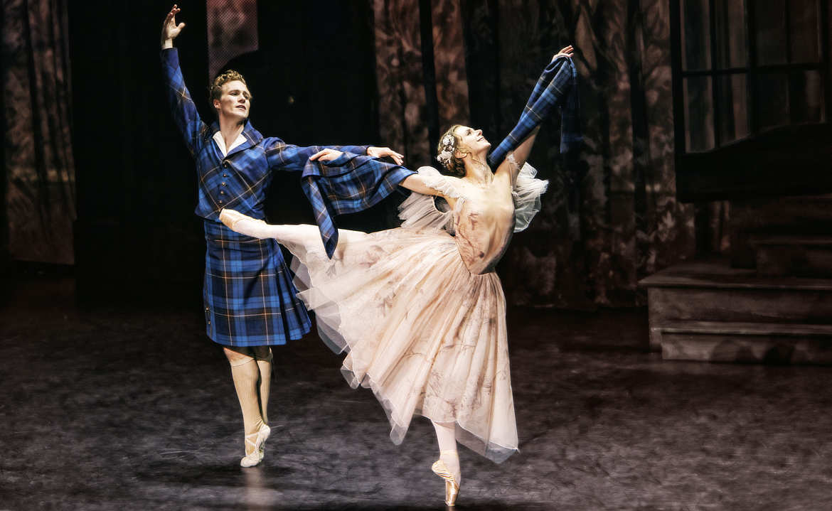 最も古い作品の新しい形 ブルノンヴィル版『ラ・シルフィード